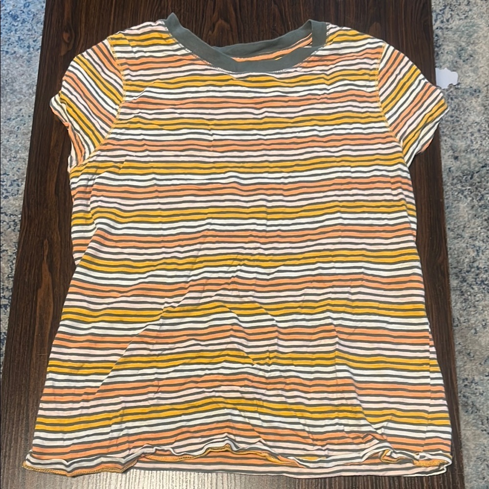 Universal Thread Orange Yellow Short Sleeve Tee